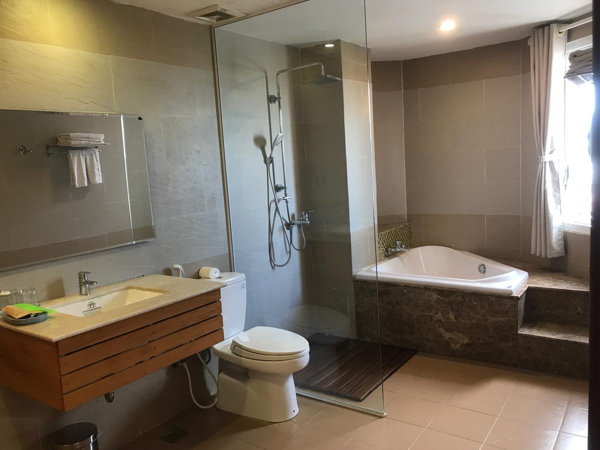 Elegant Hotel Pleiku Dış mekan fotoğraf