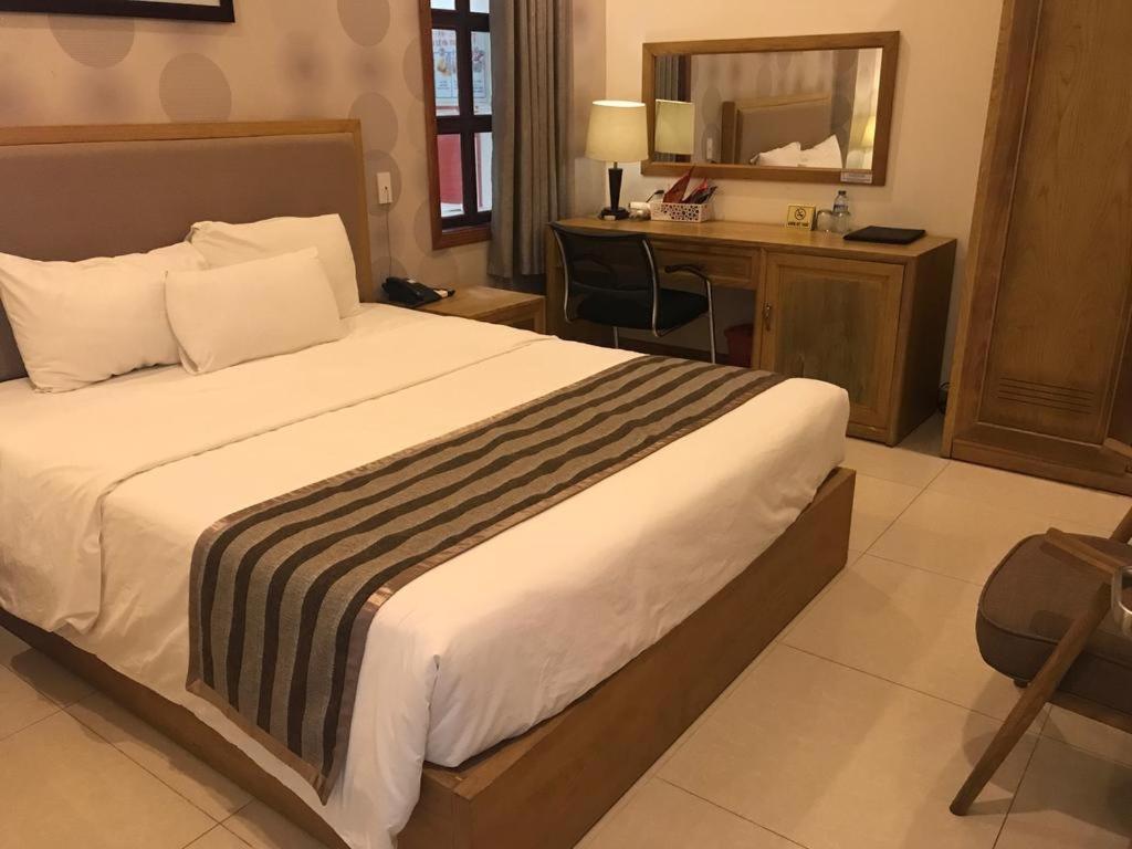 Elegant Hotel Pleiku Dış mekan fotoğraf